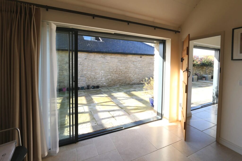 barn renovation aluminium doors stable barn sieger systems 2 scaled