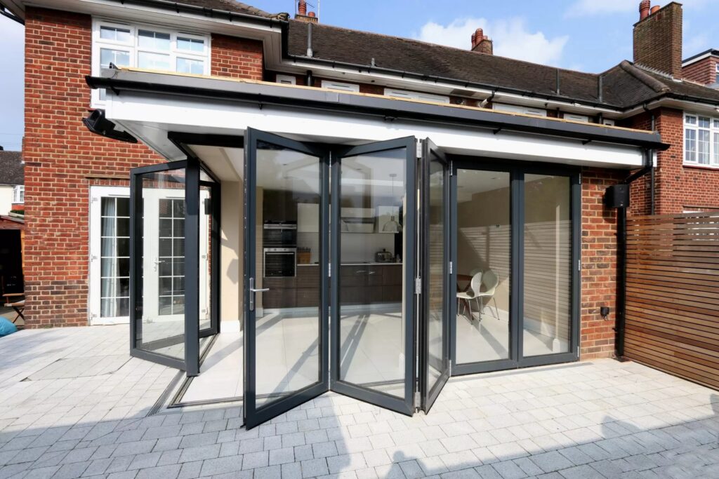 hedgehog open corner bi fold doors 14 scaled